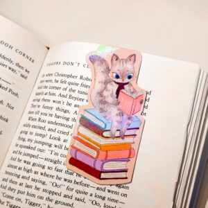 MARCAPAGINAS MAGENTICO GATITA SOBRE  LIBROS - Imagen 4