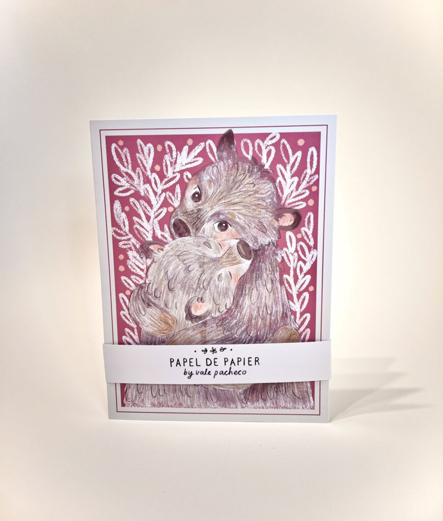 TARJETA ABRAZO DE OSO OSCURA