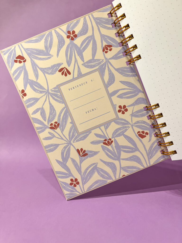 LIBRETA GATITA ELEGANTE