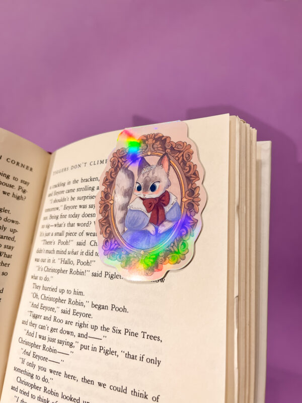 MARCAPAGINAS MAGENTICO GATITA ELEGANTE