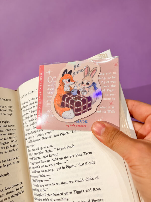 MARCAPAGINAS MAGENTICO TEA TIME