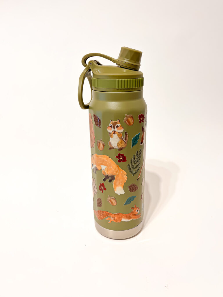 BOTELLA TERMICA VERDE: ANIMALES DEL BOSQUE FLOR ROJA