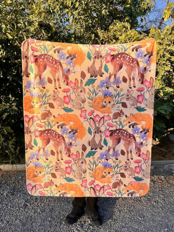 MANTA SHERPA ANIMALITOS DEL BOSQUE CREMA